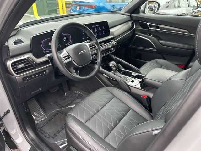 used 2025 Kia Telluride car, priced at $43,000