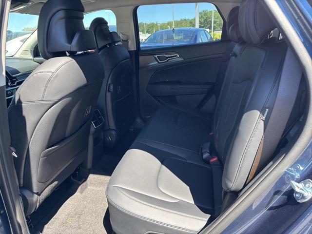 new 2025 Kia Sportage Hybrid car, priced at $34,510