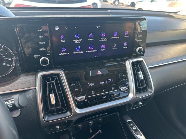 used 2022 Kia Sorento car, priced at $26,900