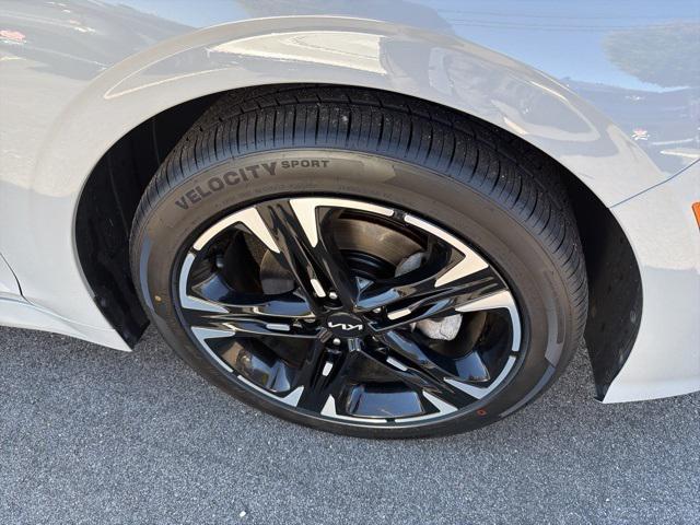 used 2023 Kia K5 car, priced at $23,500