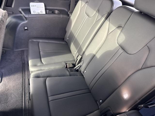 new 2025 Kia Sorento car, priced at $48,135