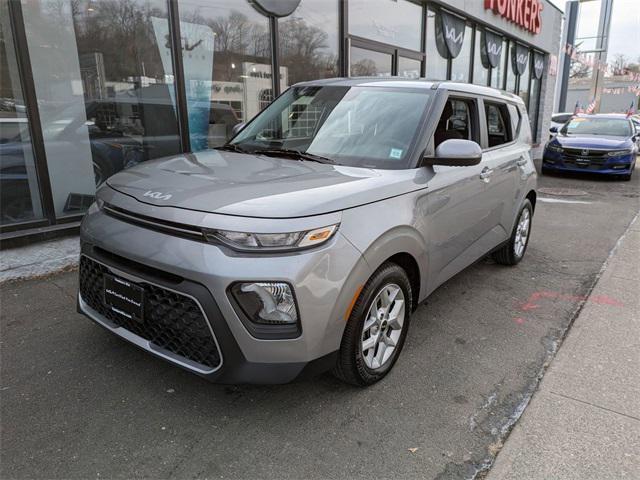 used 2022 Kia Soul car, priced at $16,338