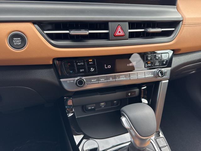 new 2025 Kia Seltos car, priced at $31,455