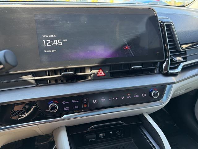 used 2023 Kia Sportage Hybrid car, priced at $24,900