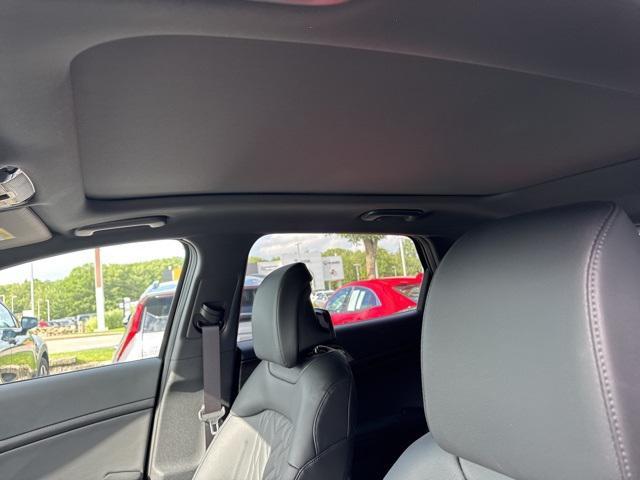 new 2025 Kia Sportage car, priced at $46,090