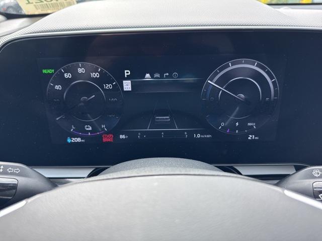 new 2025 Kia Niro EV car, priced at $42,650