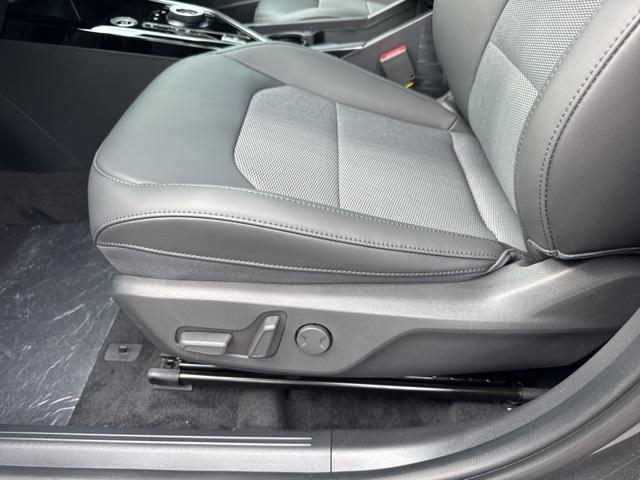 new 2025 Kia Niro EV car, priced at $42,650