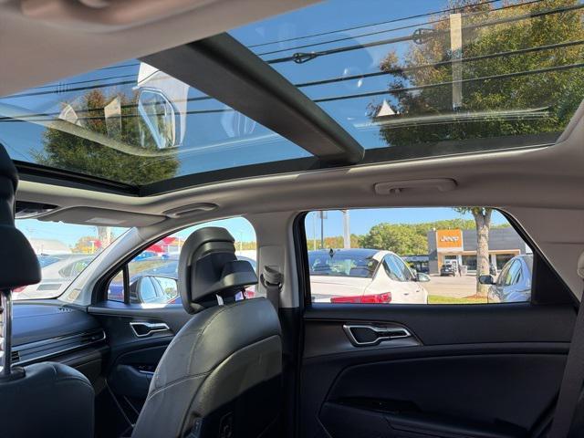 used 2023 Kia Sportage Hybrid car, priced at $24,650