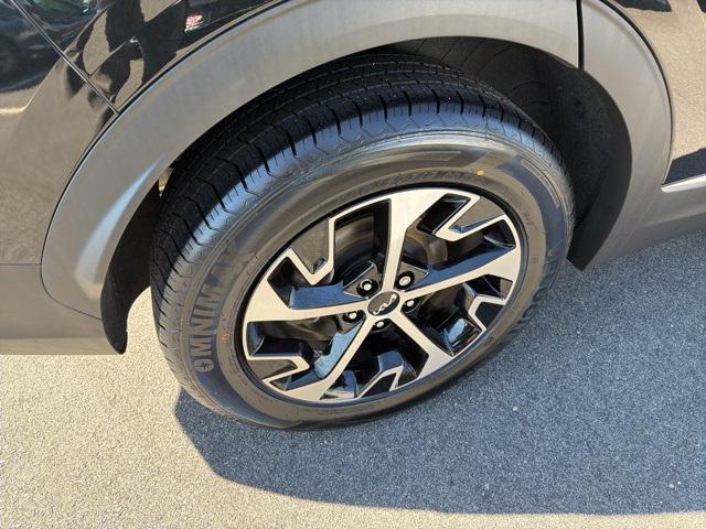 used 2023 Kia Sportage Hybrid car, priced at $24,650