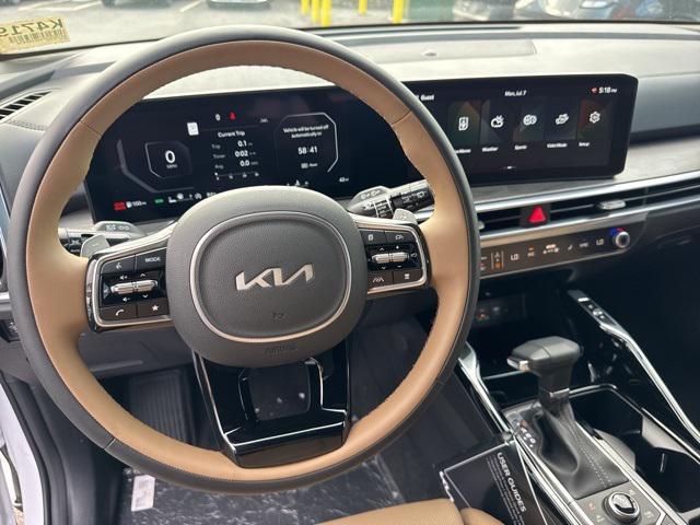 new 2025 Kia Sorento car, priced at $48,595