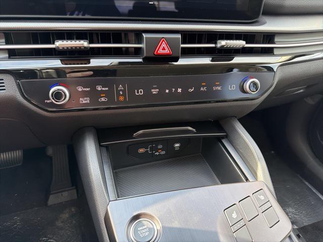 new 2026 Kia Sportage car, priced at $34,165