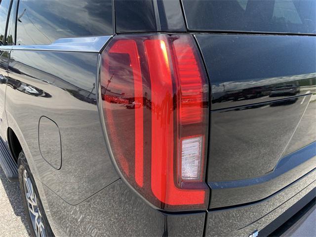 new 2025 Ford Expedition car, priced at $70,978