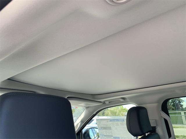 new 2025 Ford Expedition car, priced at $70,978