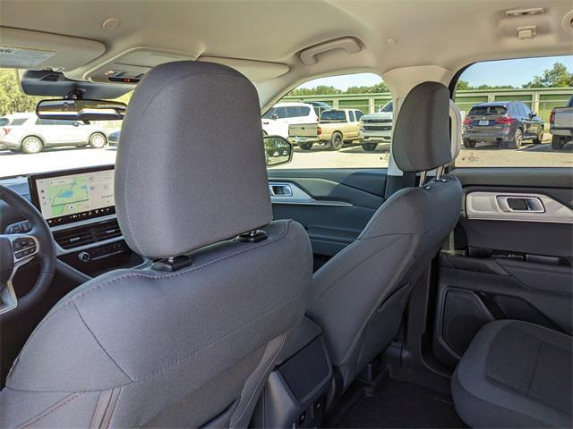 new 2025 Ford Explorer car, priced at $38,402