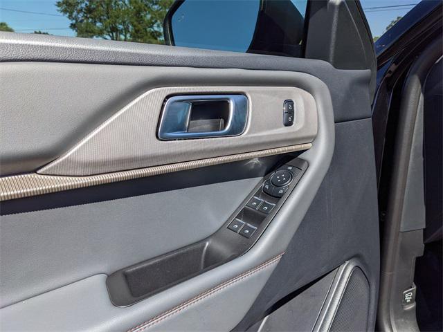 new 2025 Ford Explorer car, priced at $38,402