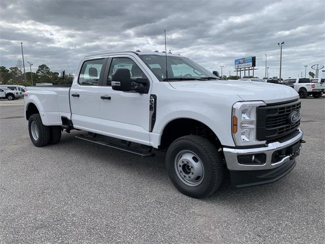 new 2024 Ford F-350 car, priced at $53,727