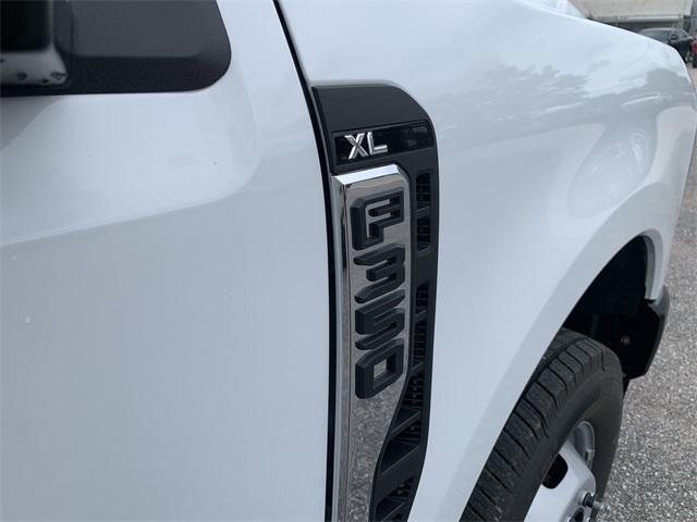 new 2026 Ford F-350 car, priced at $65,901