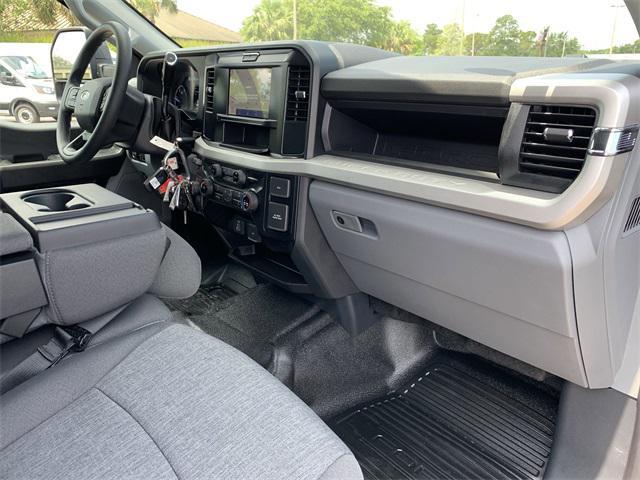 new 2025 Ford F-450 car, priced at $73,930