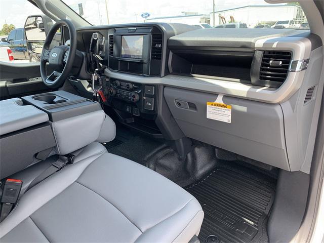new 2025 Ford F-250 car, priced at $61,823