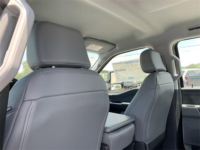 new 2025 Ford F-250 car, priced at $61,823