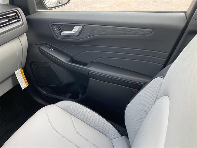 new 2026 Ford Escape PHEV car, priced at $37,312