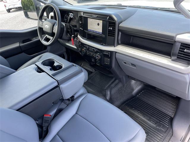 new 2025 Ford F-350 car, priced at $63,200