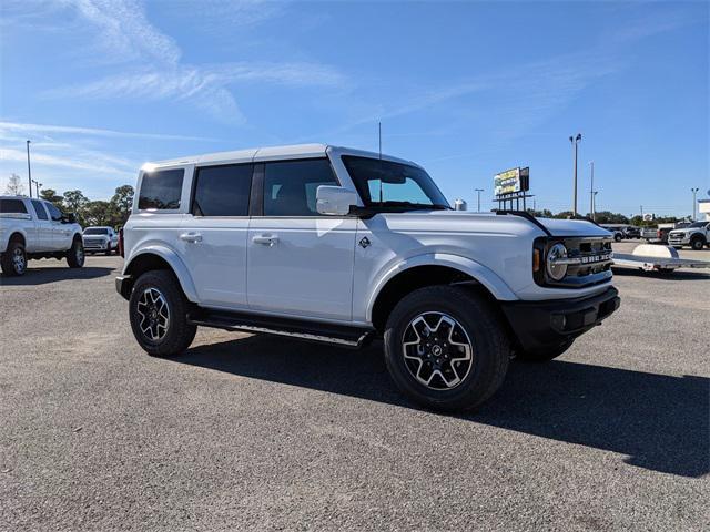 new 2025 Ford Bronco car, priced at $51,237