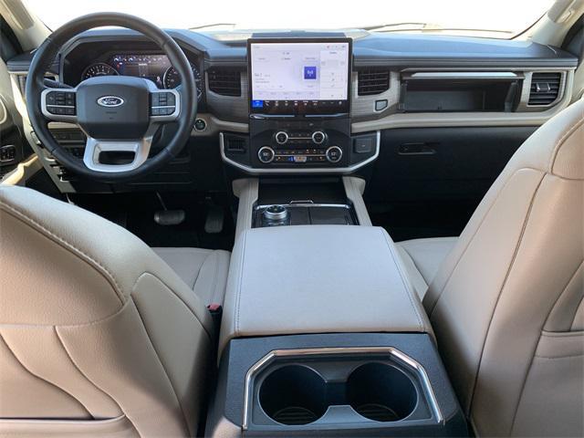 used 2022 Ford Expedition Max car, priced at $39,000