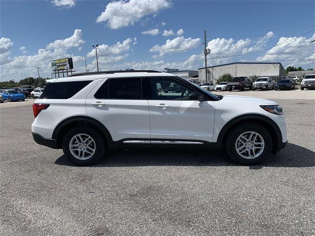 new 2025 Ford Explorer car, priced at $39,462