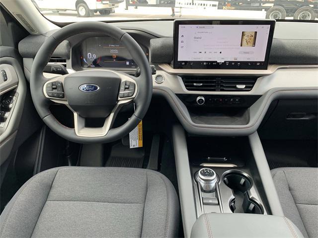 new 2025 Ford Explorer car, priced at $39,988