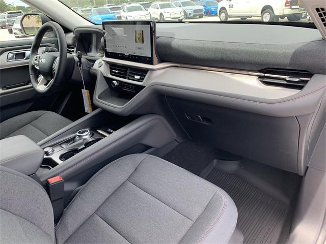 new 2025 Ford Explorer car, priced at $39,988