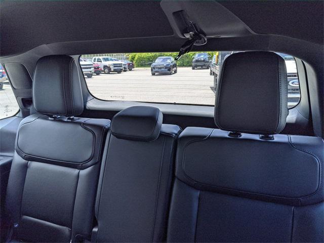new 2025 Ford Expedition car, priced at $84,710
