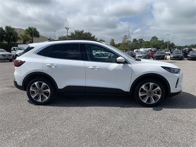 used 2023 Ford Escape car, priced at $29,000