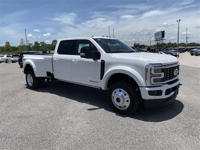 new 2025 Ford F-450 car, priced at $107,880