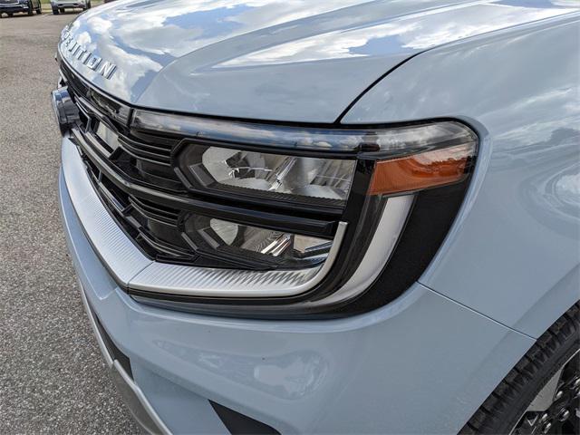 new 2025 Ford Expedition Max car, priced at $94,012