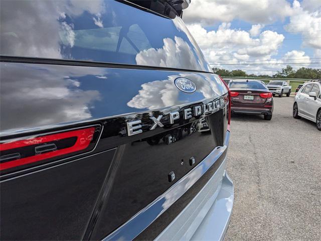 new 2025 Ford Expedition Max car, priced at $94,012