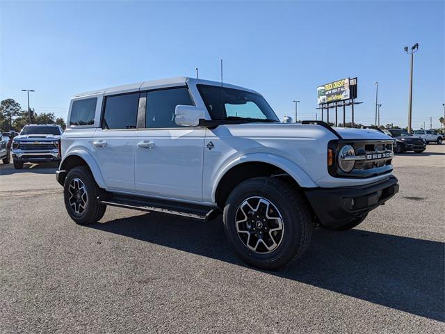 new 2025 Ford Bronco car, priced at $51,237