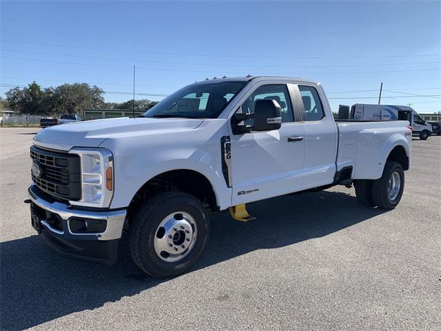 new 2024 Ford F-350 car, priced at $62,805