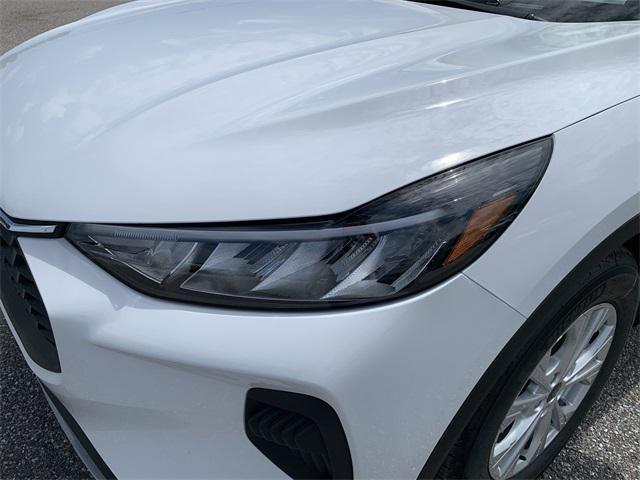 new 2025 Ford Escape car, priced at $27,710