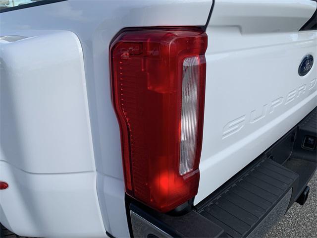 new 2025 Ford F-350 car, priced at $66,356