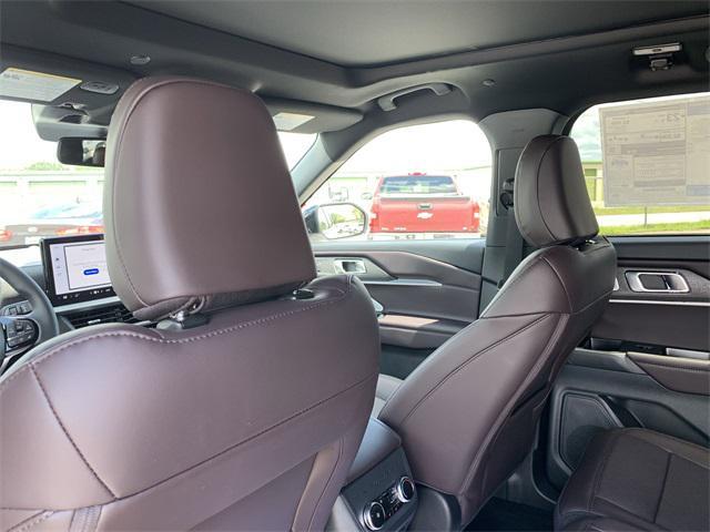new 2025 Ford Explorer car, priced at $52,858