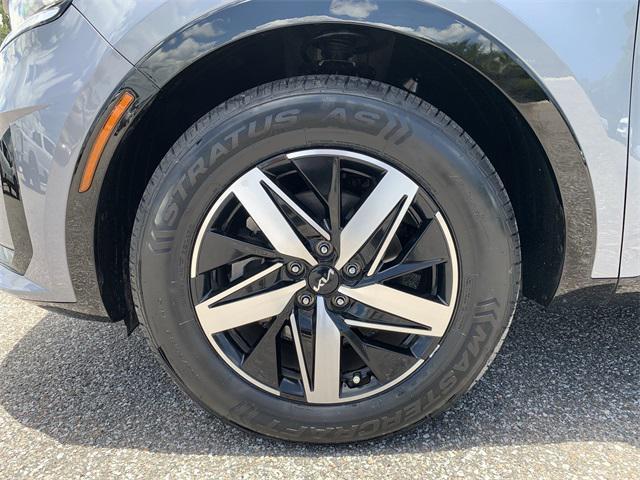 used 2023 Kia Sorento car, priced at $25,000