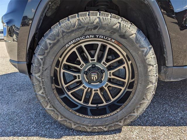used 2019 Jeep Grand Cherokee car, priced at $12,000