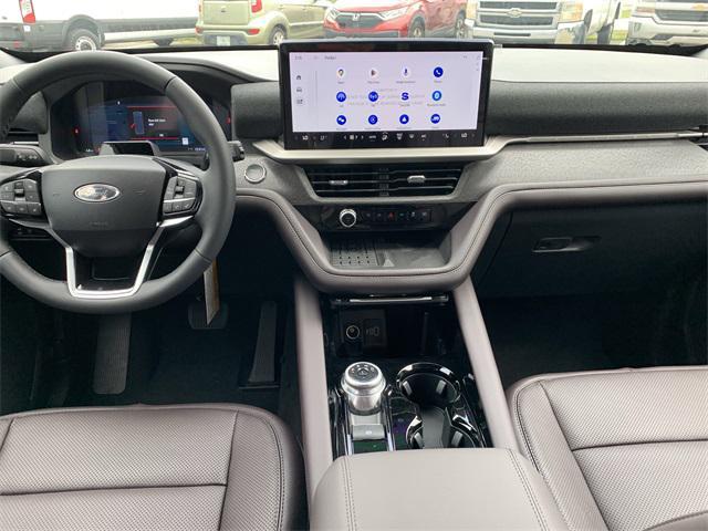 new 2025 Ford Explorer car, priced at $55,652