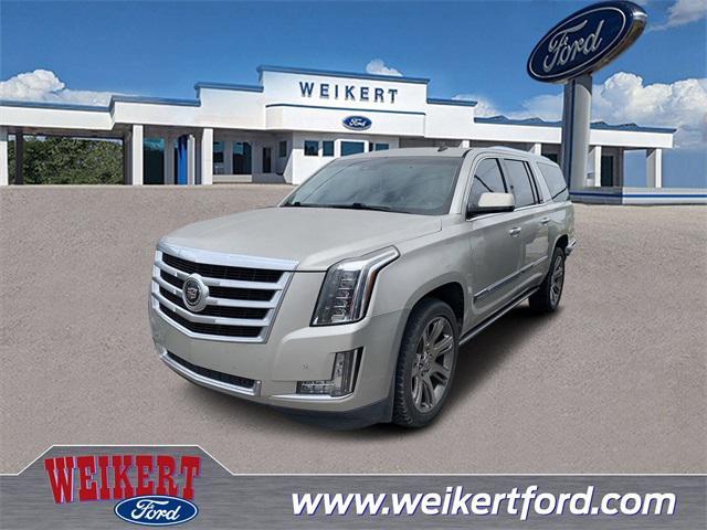 used 2015 Cadillac Escalade ESV car, priced at $18,577