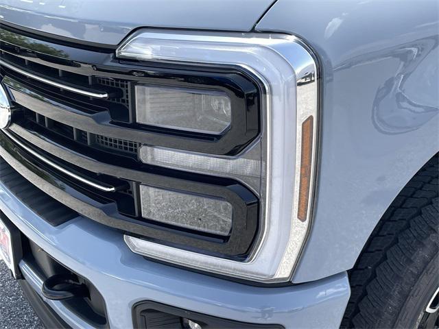 new 2025 Ford F-250 car, priced at $91,812
