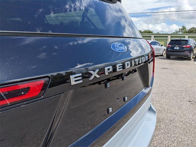 new 2025 Ford Expedition Max car, priced at $92,676