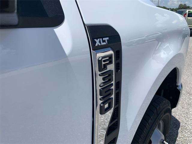 new 2025 Ford F-350 car, priced at $50,850