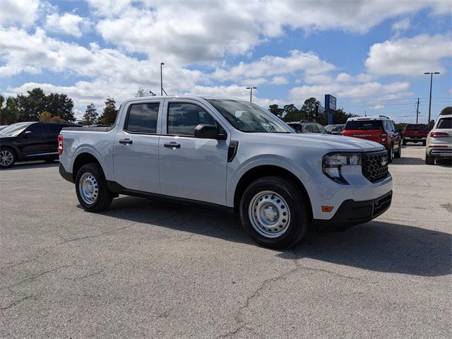 new 2025 Ford Maverick car, priced at $30,177