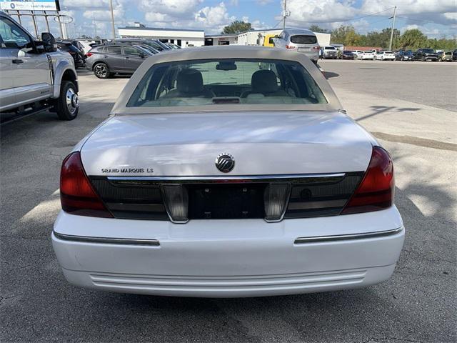 used 2006 Mercury Grand Marquis car, priced at $8,000